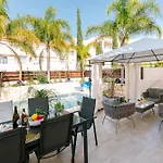 Βίλα Myria, 3bd, Private Pool, Garden, Bbq, Near The In Kisonerga *