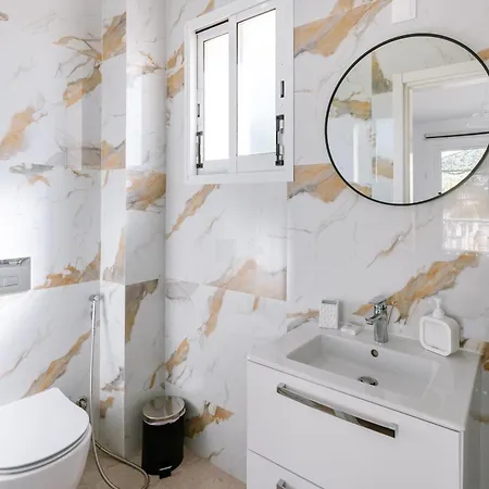 Myria, 3bd, Private Pool, Garden, Bbq, Near The In Kisonerga Villa