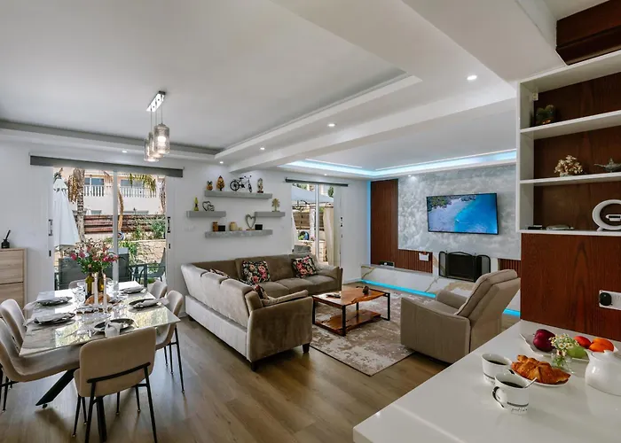 Myria, 3bd, Private Pool, Garden, Bbq, Near The In Kisonerga Пафос