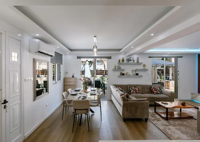 Myria, 3bd, Private Pool, Garden, Bbq, Near The In Kisonerga * Пафос