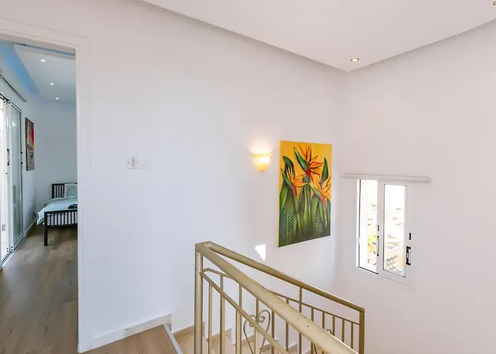 Myria, 3bd, Private Pool, Garden, Bbq, Near The In Kisonerga Вилла Пафос