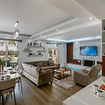 Myria, 3bd, Private Pool, Garden, Bbq, Near The In Kisonerga Paphos