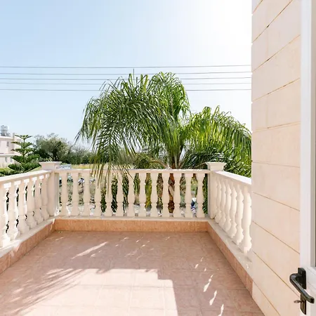 Myria, 3bd, Private Pool, Garden, Bbq, Near The In Kisonerga Villa Paphos