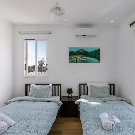 Myria, 3bd, Private Pool, Garden, Bbq, Near The In Kisonerga וילה *