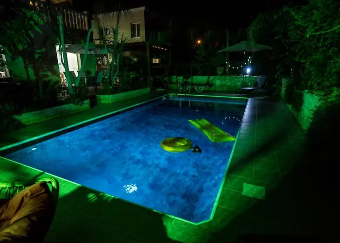 Myria, 3bd, Private Pool, Garden, Bbq, Near The In Kisonerga Vila